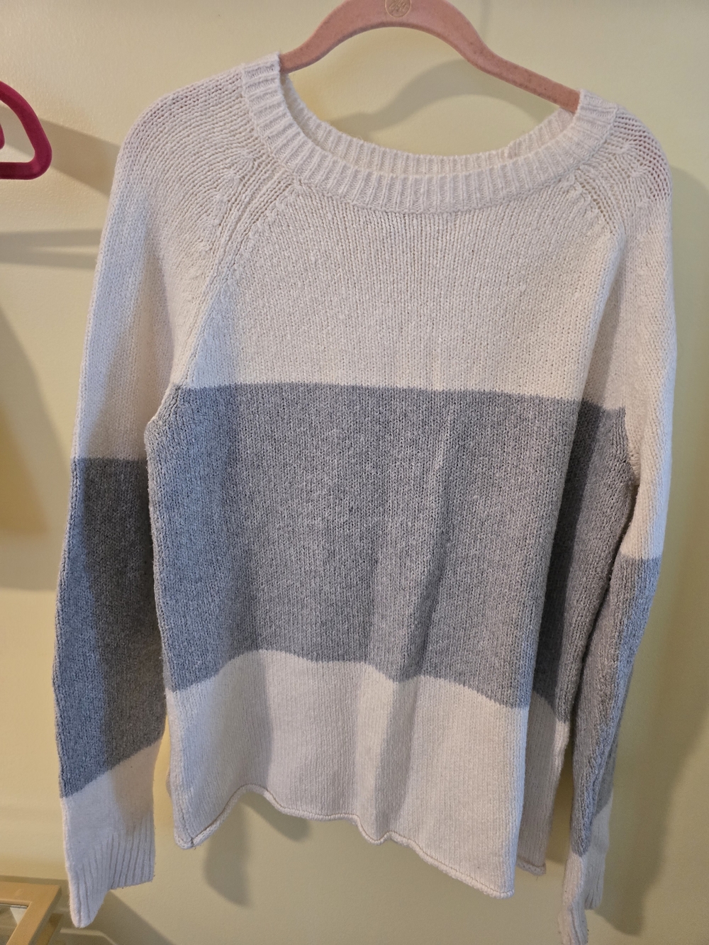 Bass Crewneck Colorblock Sweater - White & Gray